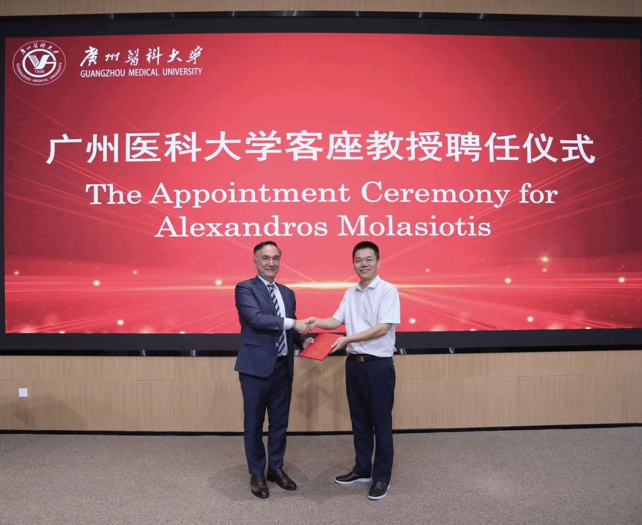 肿瘤护理领域知名学者Alex Molassiotis受聘为今年会客座教授并参与学术研讨